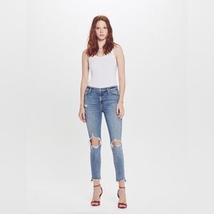 MOTHER - The Stunner Ankle Step Fray Jeans in Helter Skelter Size 28